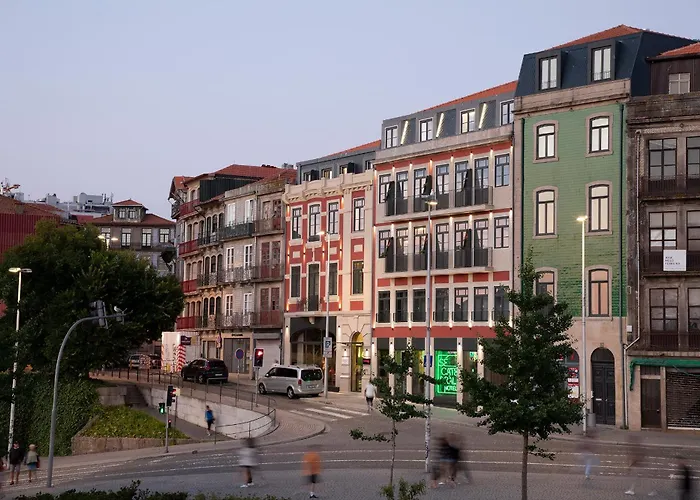 Se Catedral Hotel Porto, Tapestry Collection By Hilton